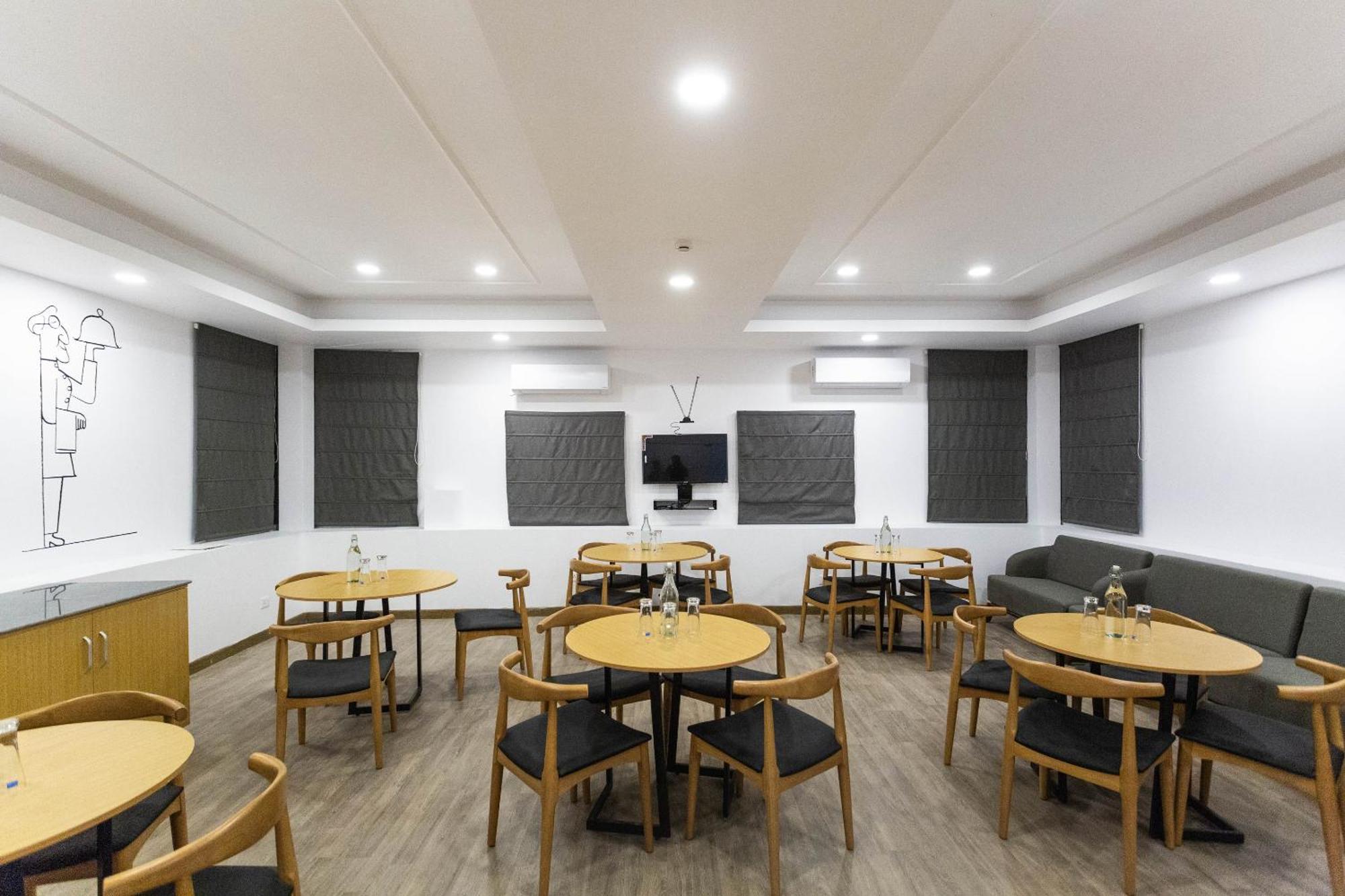 Super Townhouse Habitat New Town Rooms & Party Spaces Kolkata Eksteriør bilde